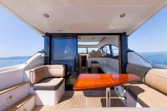 Thumbnail von Sea Ray 400 Sundancer Sea Ray Sundancer 400 2016