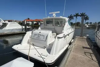Thumbnail von Tiara Yachts 3900 Sovran Ritz Carlton Too