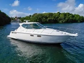Thumbnail von Tiara Yachts 3900 Sovran