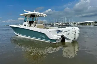 Thumbnail von Boston Whaler 330 Outrage