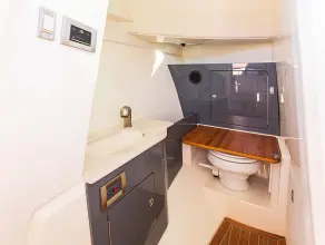 Thumbnail von Boston Whaler 330 Vantage
