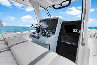 Thumbnail von Pursuit S 328 Sport