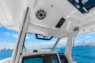 Thumbnail von Pursuit S 328 Sport