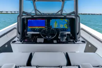 Thumbnail von Yellowfin 42 Offshore