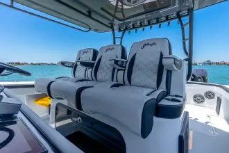 Thumbnail von Yellowfin 42 Offshore