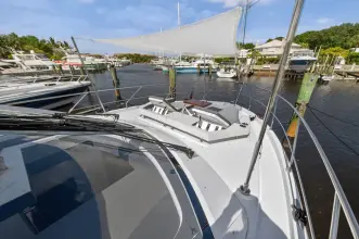 Thumbnail von Cruisers Yachts 50 Cantius
