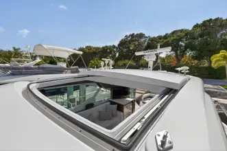 Thumbnail von Cruisers Yachts 50 Cantius