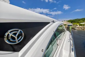 Thumbnail von Cruisers Yachts 50 Cantius