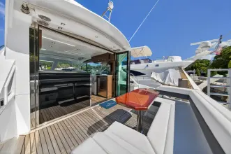 Thumbnail von Cruisers Yachts 50 Cantius