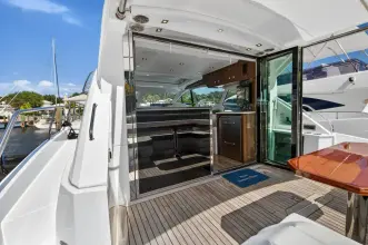 Thumbnail von Cruisers Yachts 50 Cantius