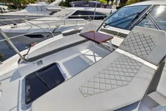 Thumbnail von Cruisers Yachts 50 Cantius