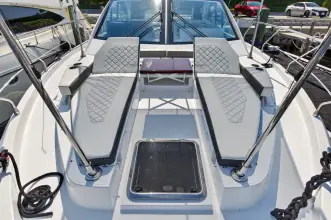 Thumbnail von Cruisers Yachts 50 Cantius