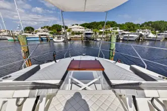 Thumbnail von Cruisers Yachts 50 Cantius