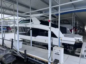 Thumbnail von Cruisers Yachts 38 GLS