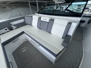 Thumbnail von Cruisers Yachts 38 GLS