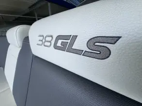 Thumbnail von Cruisers Yachts 38 GLS