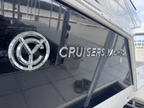 Thumbnail von Cruisers Yachts 38 GLS