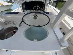 Thumbnail von Robalo R302