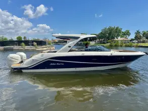 Thumbnail von Sea Ray SLX 310 Außenborder