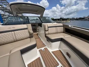 Thumbnail von Sea Ray SLX 310 Außenborder