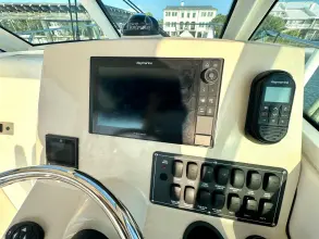 Thumbnail von Boston Whaler 285 Conquest Pilothouse