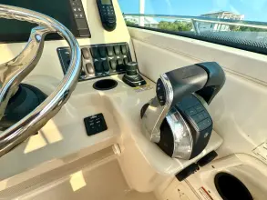 Thumbnail von Boston Whaler 285 Conquest Pilothouse