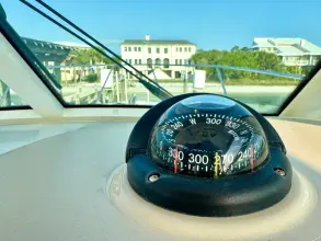 Thumbnail von Boston Whaler 285 Conquest Pilothouse