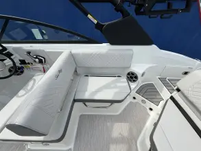 Thumbnail von Sea Ray SDX 250 Surf