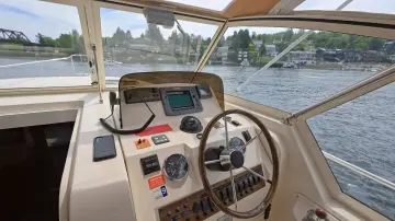 Thumbnail von Mainship 34 Pilot Midsummer