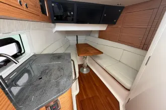 Thumbnail von Boston Whaler 380 Realm