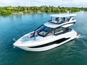 Thumbnail von Cruisers Yachts 50 FLY