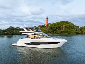 Thumbnail von Cruisers Yachts 50 FLY