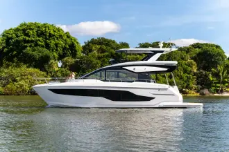 Thumbnail von Cruisers Yachts 50 FLY