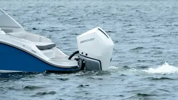 Thumbnail von Sea Ray SDX 230 Außenborder