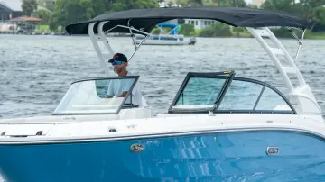 Thumbnail von Sea Ray SDX 230 Außenborder