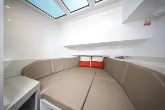 Thumbnail von Cruisers Yachts 38 VTR
