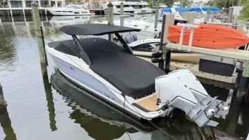 Thumbnail von Sea Ray SLX 280