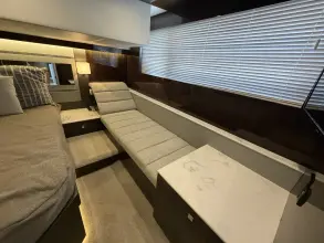 Thumbnail von Cruisers Yachts 46 Cantius