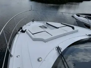Thumbnail von Cruisers Yachts 46 Cantius
