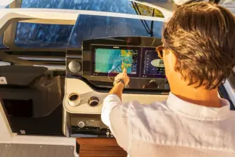 Thumbnail von Sea Ray 370 Sundancer Außenborder