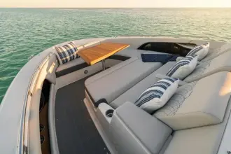 Thumbnail von Sea Ray 370 Sundancer Außenborder