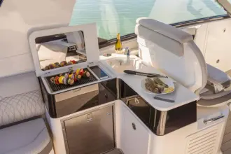 Thumbnail von Sea Ray 370 Sundancer Außenborder