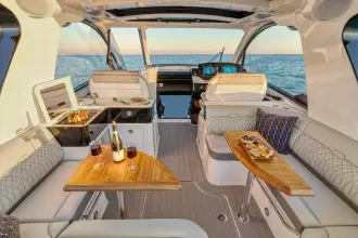 Thumbnail von Sea Ray 370 Sundancer Außenborder