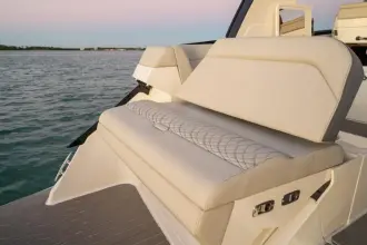 Thumbnail von Sea Ray 370 Sundancer Außenborder