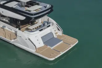 Thumbnail von Cruisers Yachts 57 FLY