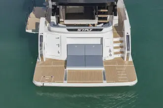 Thumbnail von Cruisers Yachts 57 FLY