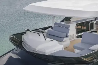 Thumbnail von Cruisers Yachts 57 FLY