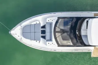 Thumbnail von Cruisers Yachts 57 FLY