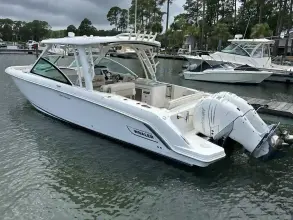Boston Whaler 320 Vantage