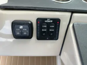 Thumbnail von Boston Whaler 320 Vantage